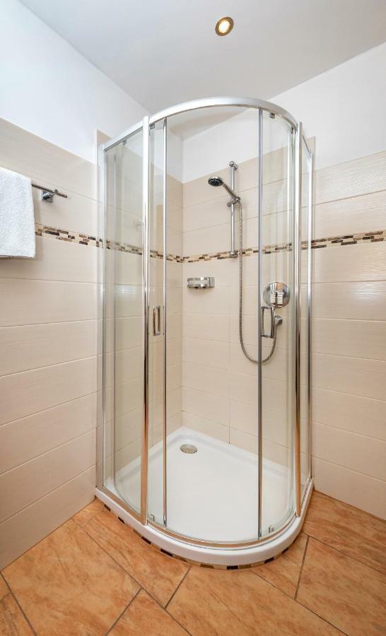 צל-אם-זי Appartement Pension Albert מראה חיצוני תמונה